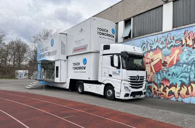 TouchTomorrow-Truck